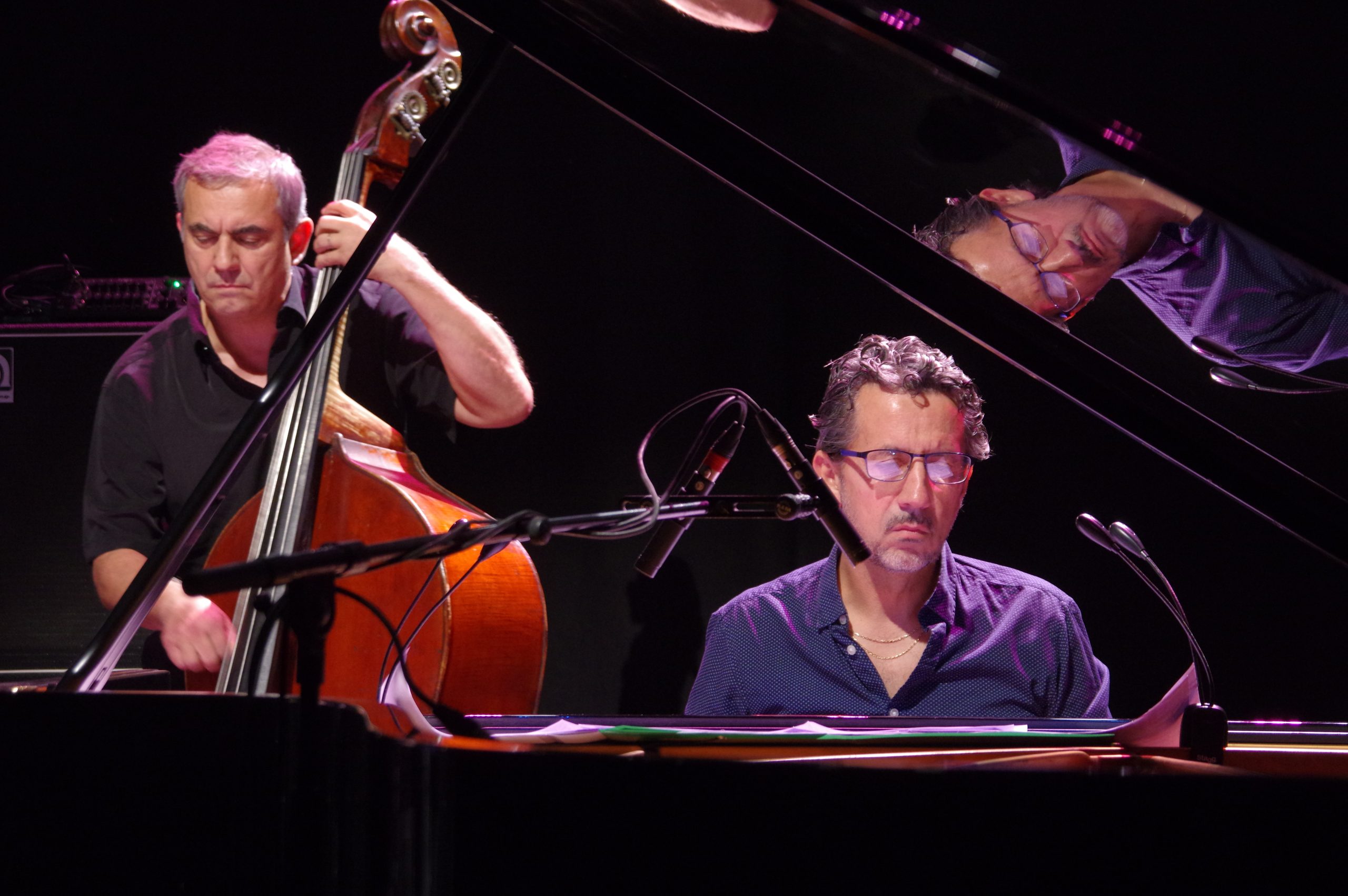 Claude Tchamitchian (bass); Bruno Angelini (piano)